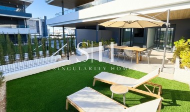 Resale - Apartment / flat - Torrevieja - La Hoya