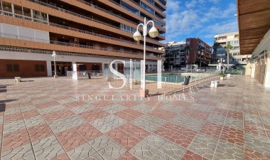 Resale - Apartment / flat - Torrevieja - El Acequión - Los Náufragos
