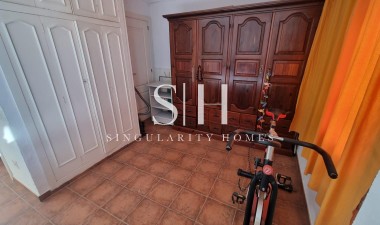 Resale - Apartment / flat - Torrevieja - El Acequión - Los Náufragos