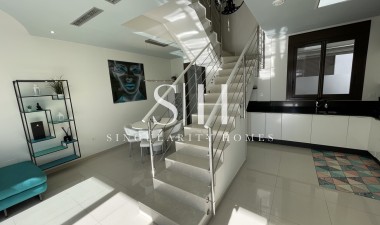 Resale - Villa - Orihuela Costa - Villamartin