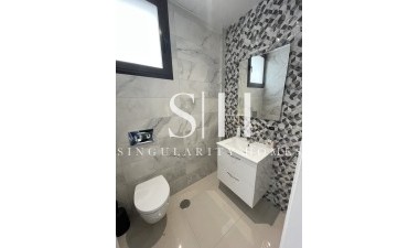 Resale - Villa - Orihuela Costa - Villamartin