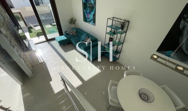 Resale - Villa - Orihuela Costa - Villamartin