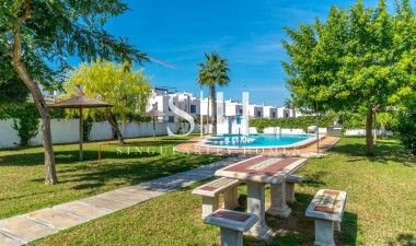 Resale - Villa - Orihuela Costa - Villamartin
