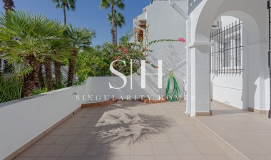 Resale - Villa - Orihuela Costa - Costa Blanca