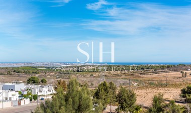 Resale - Villa - San Miguel de Salinas - Mirador De San Miguel
