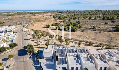 Resale - Villa - San Miguel de Salinas - Mirador De San Miguel