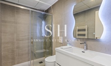 Resale - Villa - San Miguel de Salinas - Mirador De San Miguel