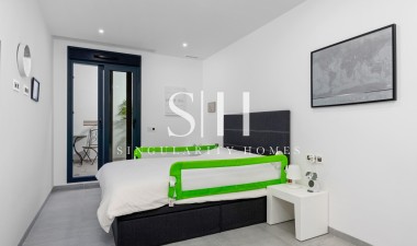 Resale - Villa - San Miguel de Salinas - Mirador De San Miguel