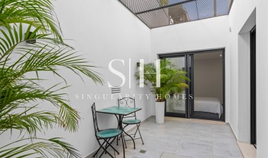 Resale - Villa - San Miguel de Salinas - Mirador De San Miguel