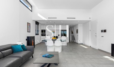 Resale - Villa - San Miguel de Salinas - Mirador De San Miguel