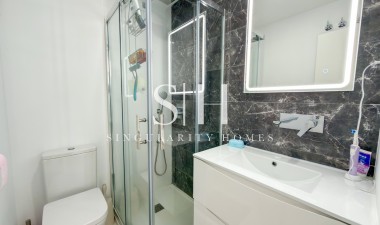 Resale - Apartment / flat - San Miguel de Salinas - Pueblo