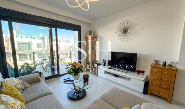 Resale - Apartment / flat - San Miguel de Salinas - Pueblo