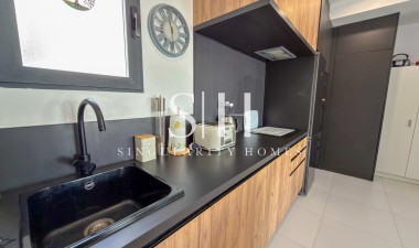 Resale - Apartment / flat - San Miguel de Salinas - Pueblo