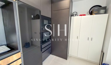 Resale - Apartment / flat - San Miguel de Salinas - Pueblo