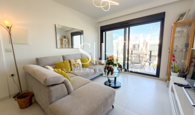 Resale - Apartment / flat - San Miguel de Salinas - Pueblo