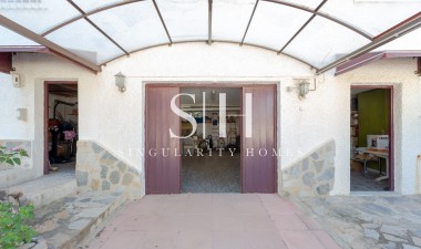 Resale - Villa - Torrevieja - Costa Blanca