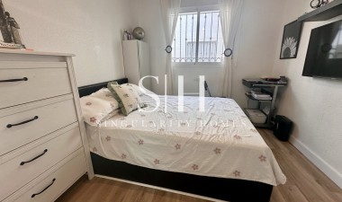 Återförsäljning - Villa - Orihuela Costa - Ciñuelica