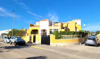 Resale - House - Los Montesinos - Los Montesinos - Urb. La Herrada