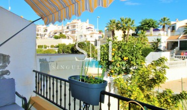 Resale - House - Orihuela Costa - Los Dolses