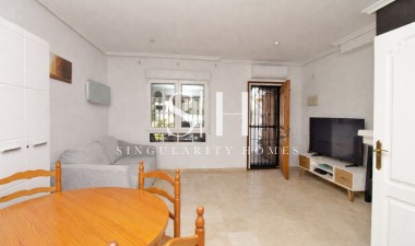 Resale - House - Orihuela Costa - Los Dolses