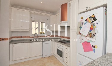 Resale - House - Orihuela Costa - Los Dolses