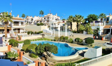 Resale - House - Orihuela Costa - Los Dolses