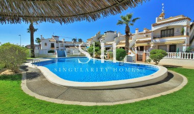 Resale - House - Orihuela Costa - Los Dolses
