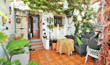 Resale - House - Orihuela Costa - PAU 8