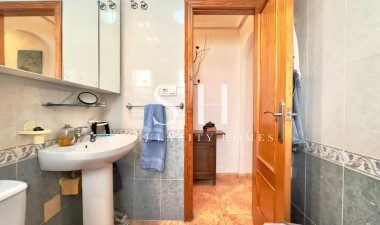 Resale - Apartment / flat - Torrevieja - PARQUE DE LAS NACIONES