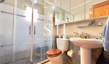 Resale - Apartment / flat - Torrevieja - PARQUE DE LAS NACIONES