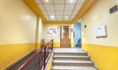 Resale - Apartment / flat - Torrevieja - PARQUE DE LAS NACIONES