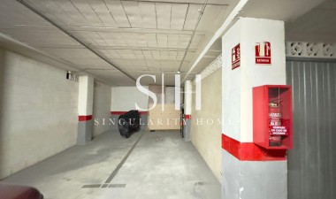 Resale - Apartment / flat - Torrevieja - PARQUE DE LAS NACIONES