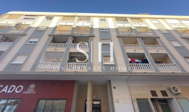 Resale - Apartment / flat - Torrevieja - PARQUE DE LAS NACIONES
