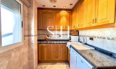 Resale - Apartment / flat - Torrevieja - Centro