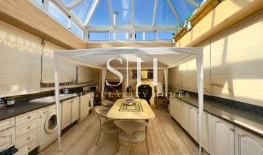 Resale - Apartment / flat - Torrevieja - Centro