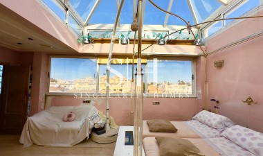 Resale - Apartment / flat - Torrevieja - Centro