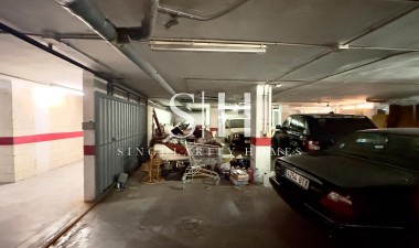 Resale - Apartment / flat - Torrevieja - Centro