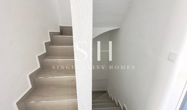 Resale - House - Torrevieja - La Mata