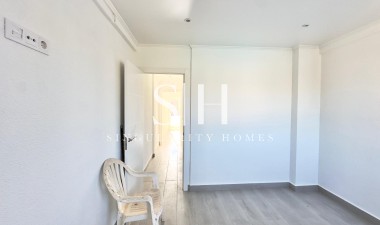 Resale - House - Torrevieja - La Mata
