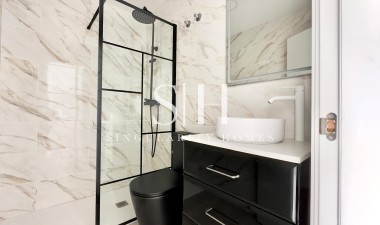 Resale - House - Torrevieja - La Mata