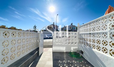 Resale - House - Torrevieja - La Mata