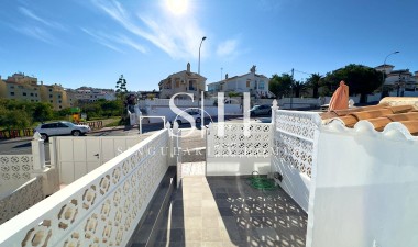 Resale - House - Torrevieja - La Mata