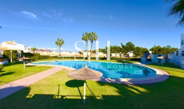 Resale - House - Torrevieja - La Mata