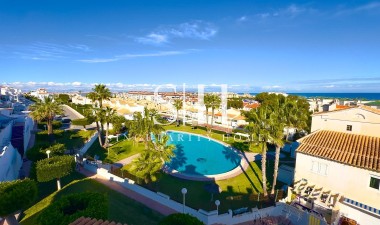 Resale - House - Torrevieja - La Mata