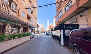 Resale - House - Torrevieja - La Mata