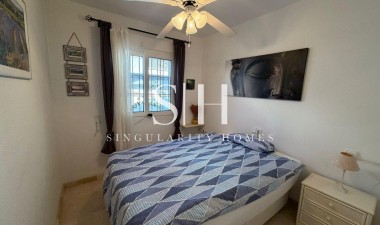 Återförsäljning - Villa - Orihuela Costa - Playa Flamenca