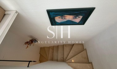 Återförsäljning - Villa - Orihuela Costa - Playa Flamenca