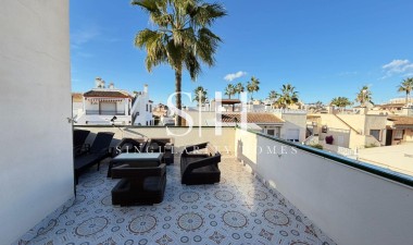 Återförsäljning - Villa - Orihuela Costa - Playa Flamenca