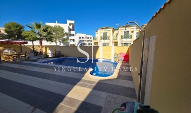 Перепродажа - Villa - Orihuela Costa - Villamartín-las Filipinas