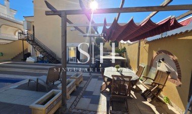 Перепродажа - Villa - Orihuela Costa - Villamartín-las Filipinas